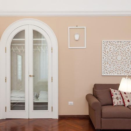 Garibaldi I Appartement Napels Buitenkant foto