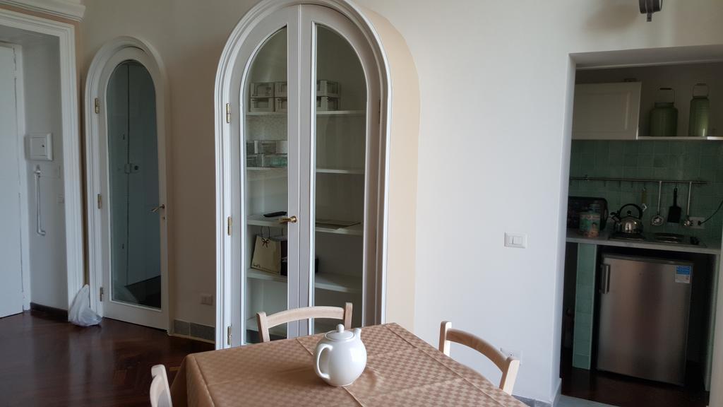 Garibaldi I Appartement Napels Buitenkant foto